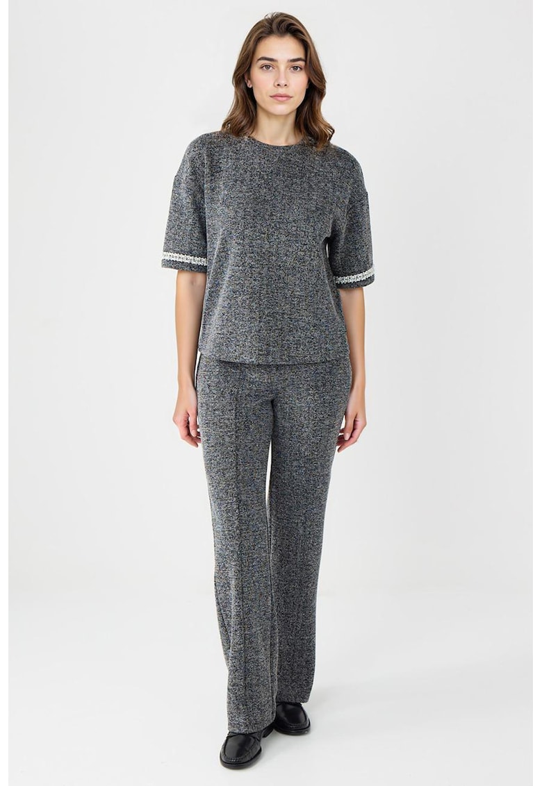 Pantaloni cu croiala dreapta si model herringbone