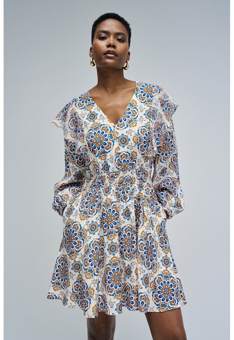 Rochie evazata cu decolteu in V si buzunare laterale