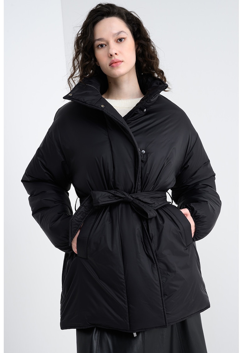 Geaca matlasata cu cordon