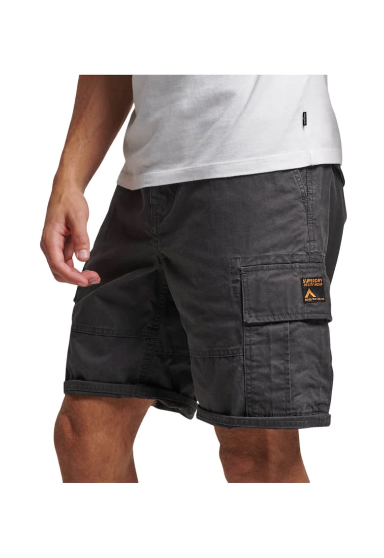 Bermude cargo din denim -