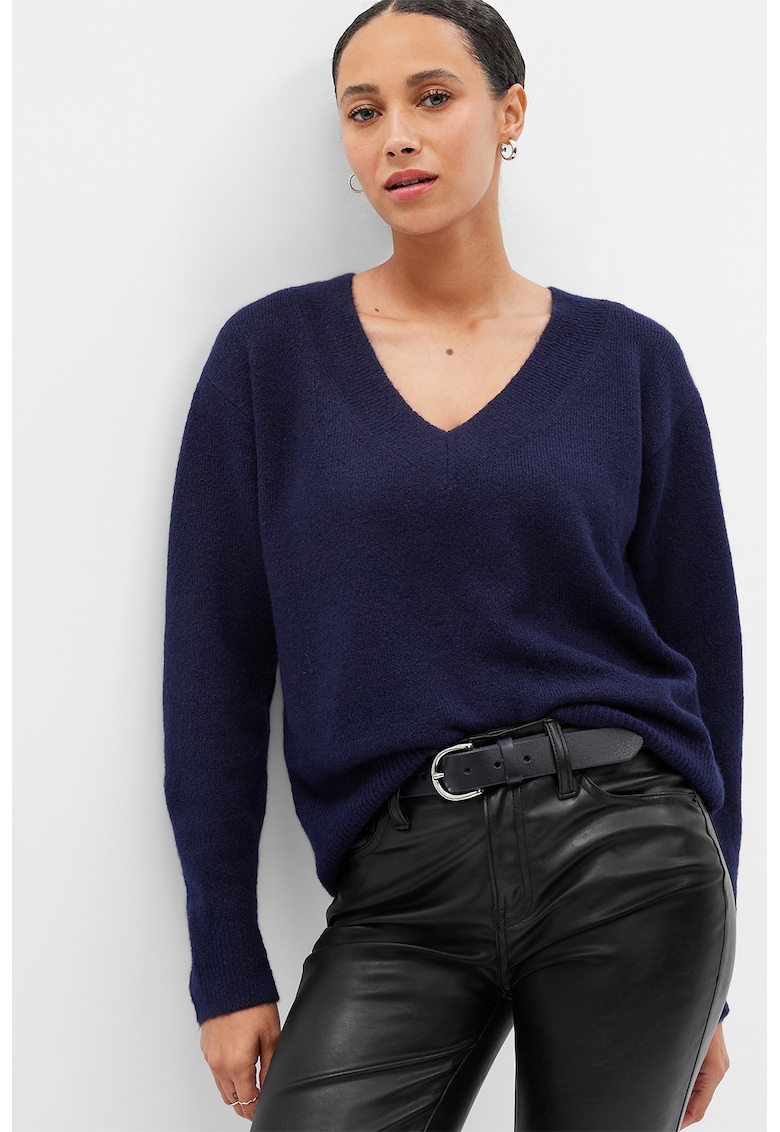 Pulover cu maneci cazute si decolteu in V