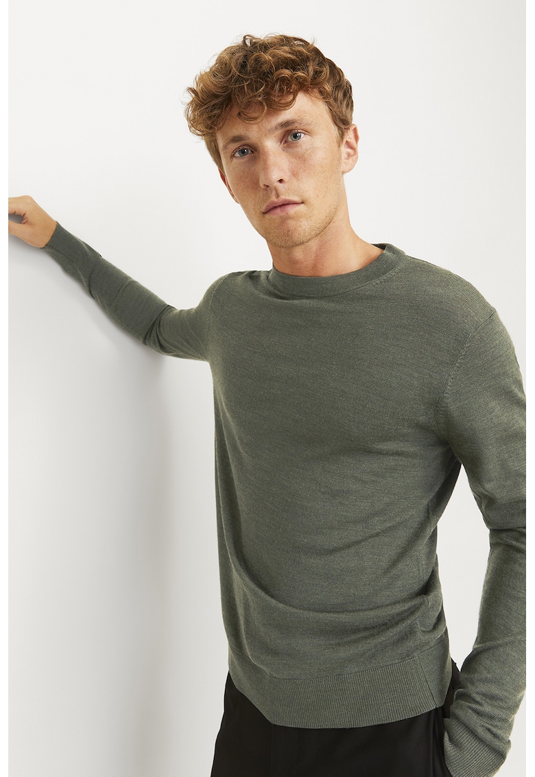 Pulover de lana merinos cu decolteu rotund