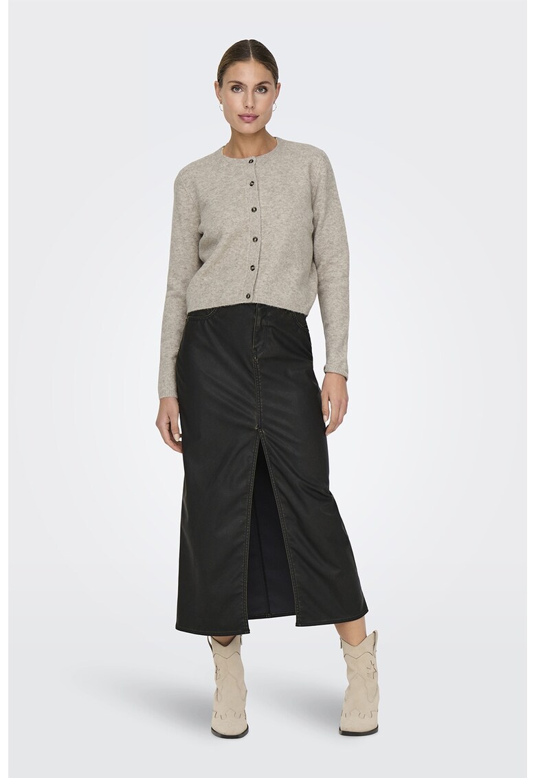 Cardigan tricotat fin cu nasturi