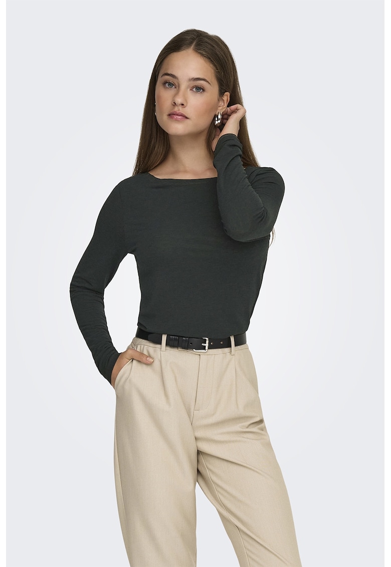 Bluza slim fit cu decolteu barcuta