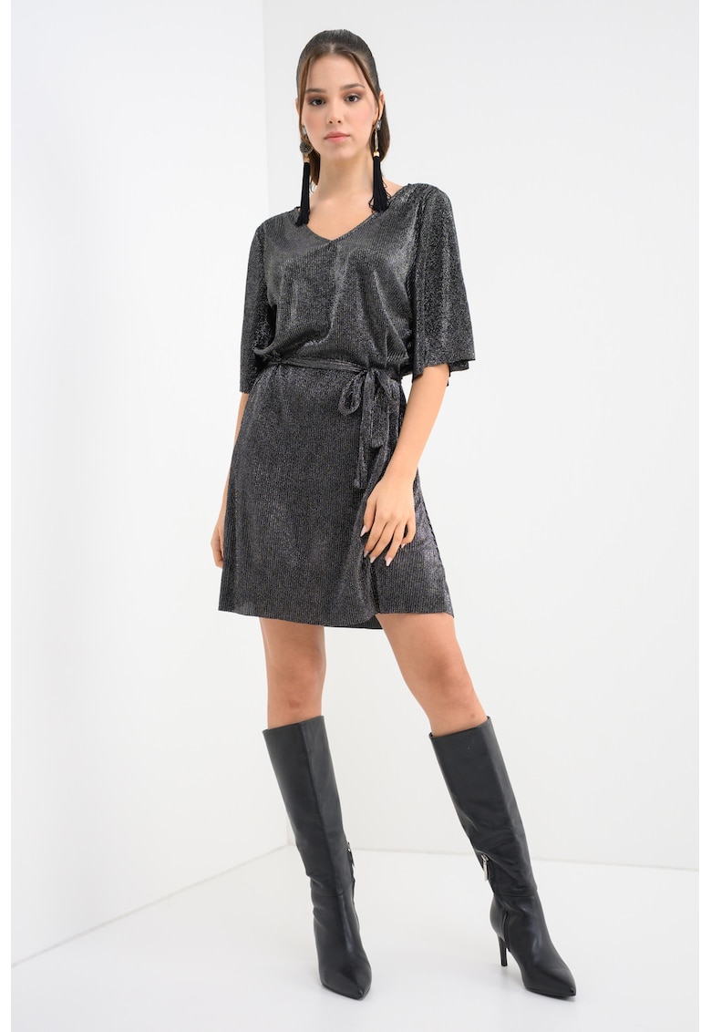 Rochie cu croiala dreapta - maneci medii si cordon in talie