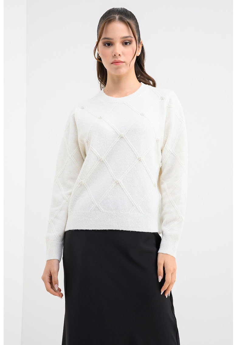 Pulover lejer cu aplicatii cu margele