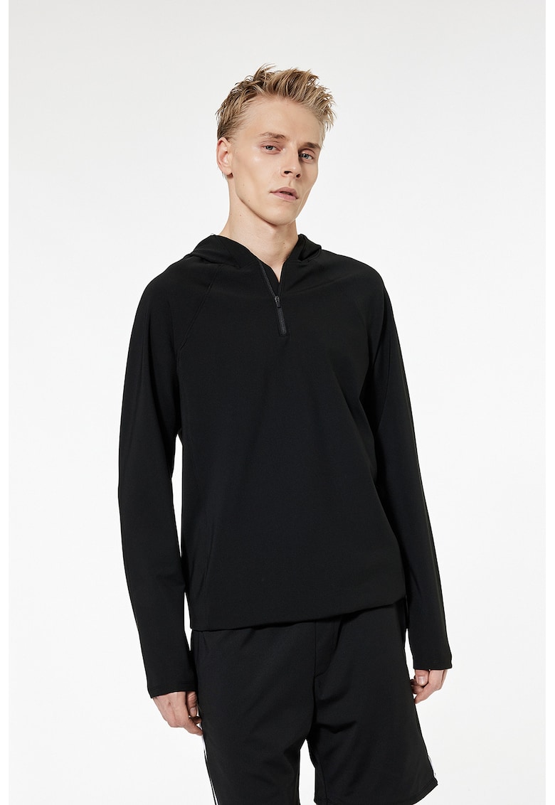 Hanorac cu fenta cu fermoar