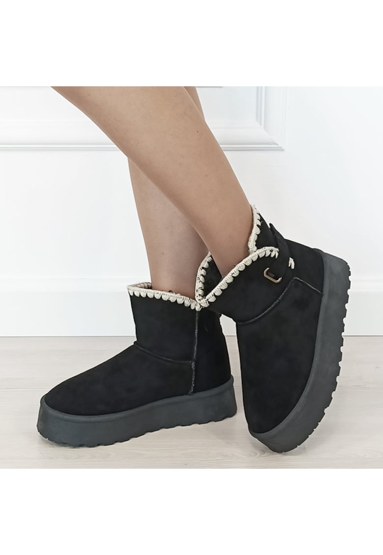 Cizme scurte negre imblanite DAY9058 116 18461
