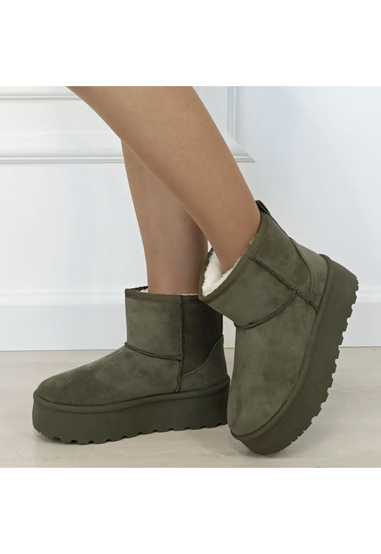 Ghete verzi imblanite cu talpa groasa B-LT33-45 111 11104