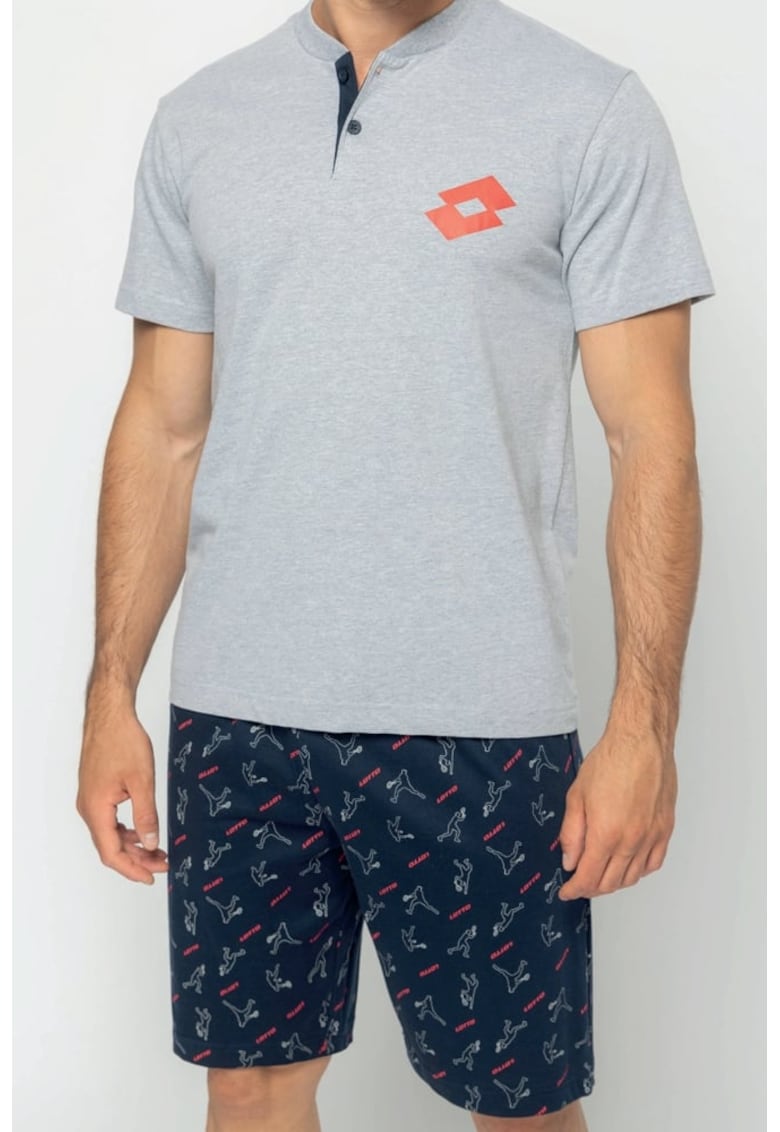 Pijama cu fenta cu nasturi si imprimeu