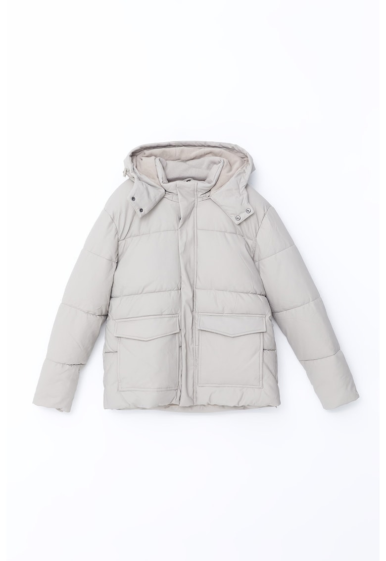 Geaca cu terminatie cu snururi si gluga