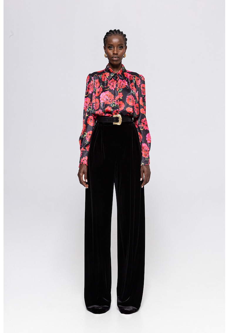 Camasa cu imprimeu floral si guler ascutit