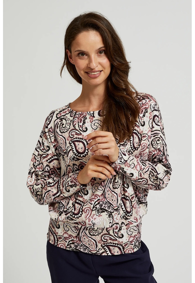 Pulover bej cu model si maneci lungi - Bej