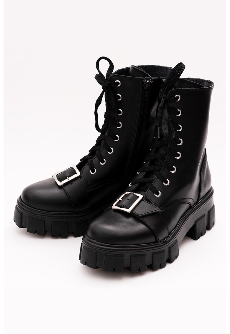 Ghete din piele cu talpa masiva