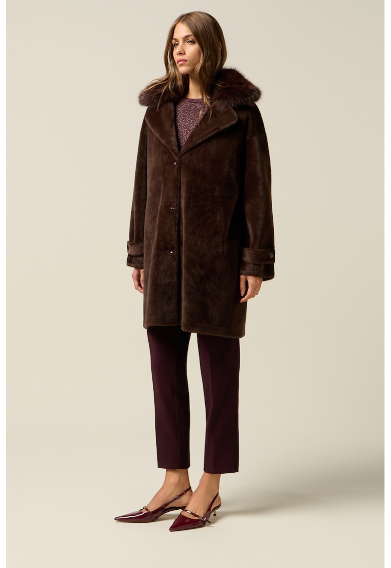 OLTRE - Haina din blana sintetica cu nasturi