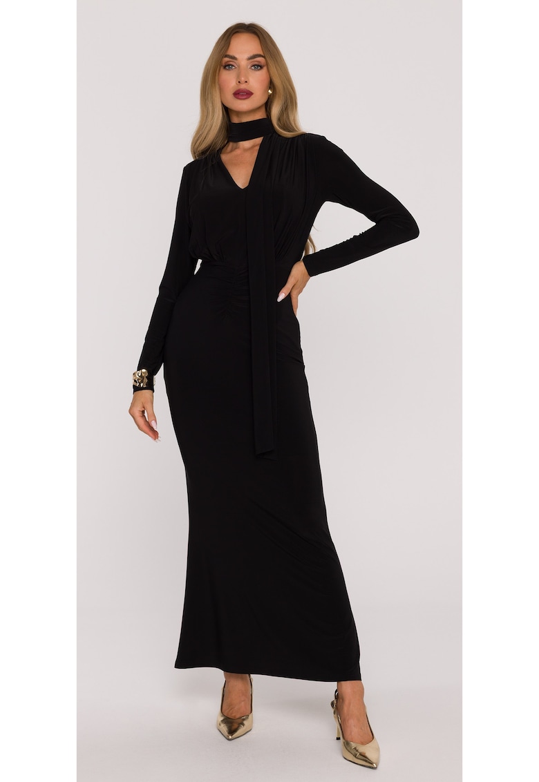 Rochie maxi cu accesorizata cu o esarfa