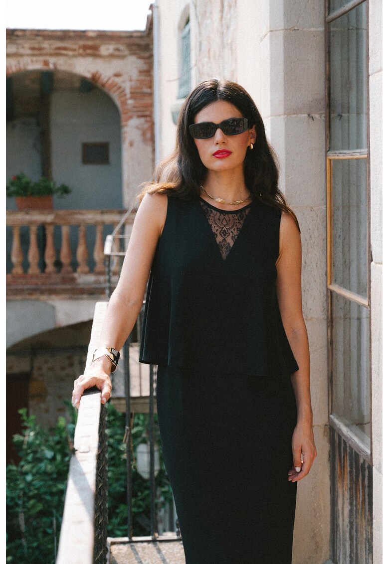 Rochie eleganta cu top dublu si insertie de dantela - burgundy