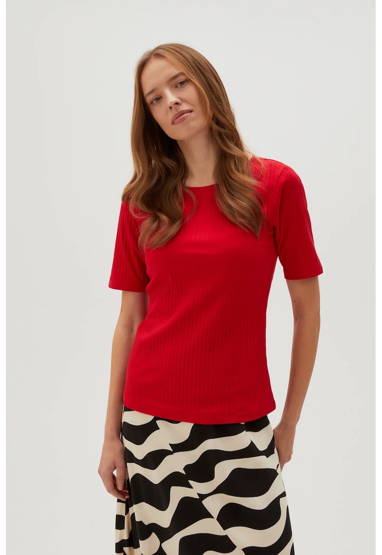 Bluza rosie adaptata din material rasfatat - Rosu