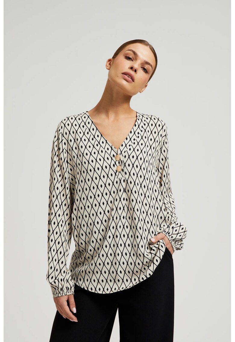 Camasa cu Model si Butoane Decorative - Bej