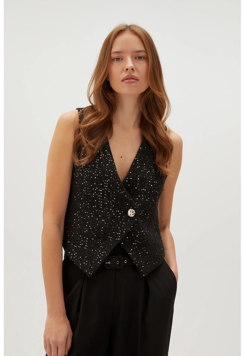 Vesta Neagra cu Buton Decorativ - Negru