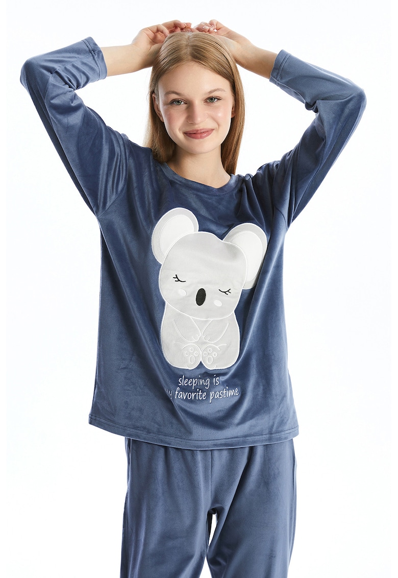 Pijama din catifea cu aplicatie frontala - Alb/Albastru lavanda