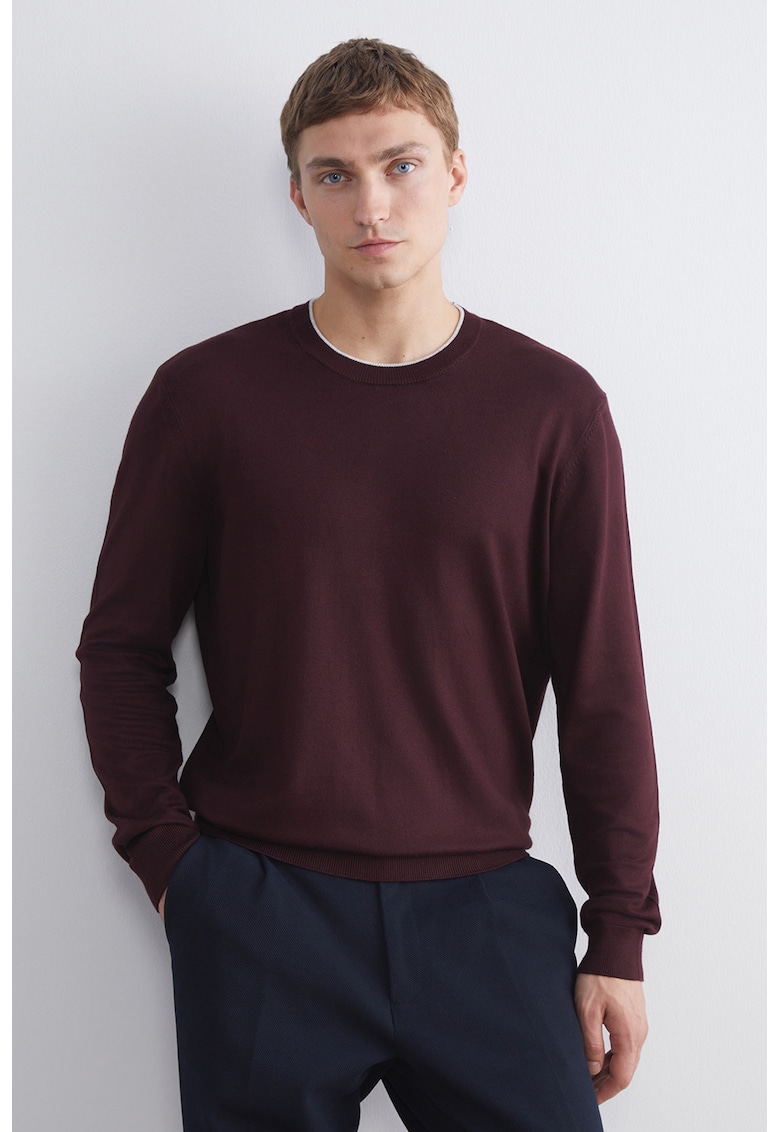 Pulover tricotat fin cu model uni