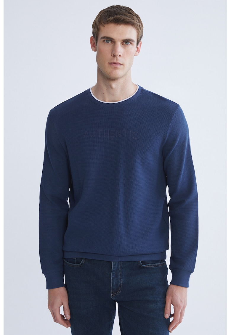 Bluza de trening cu decolteu la baza gatului si text