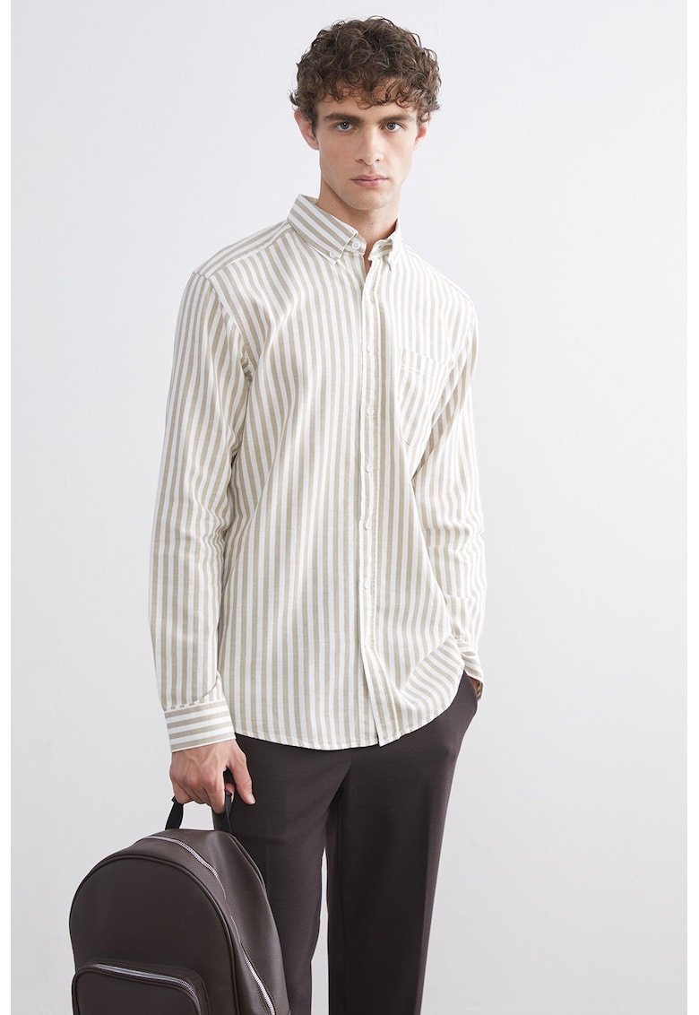 Camasa regular fit cu model in dungi