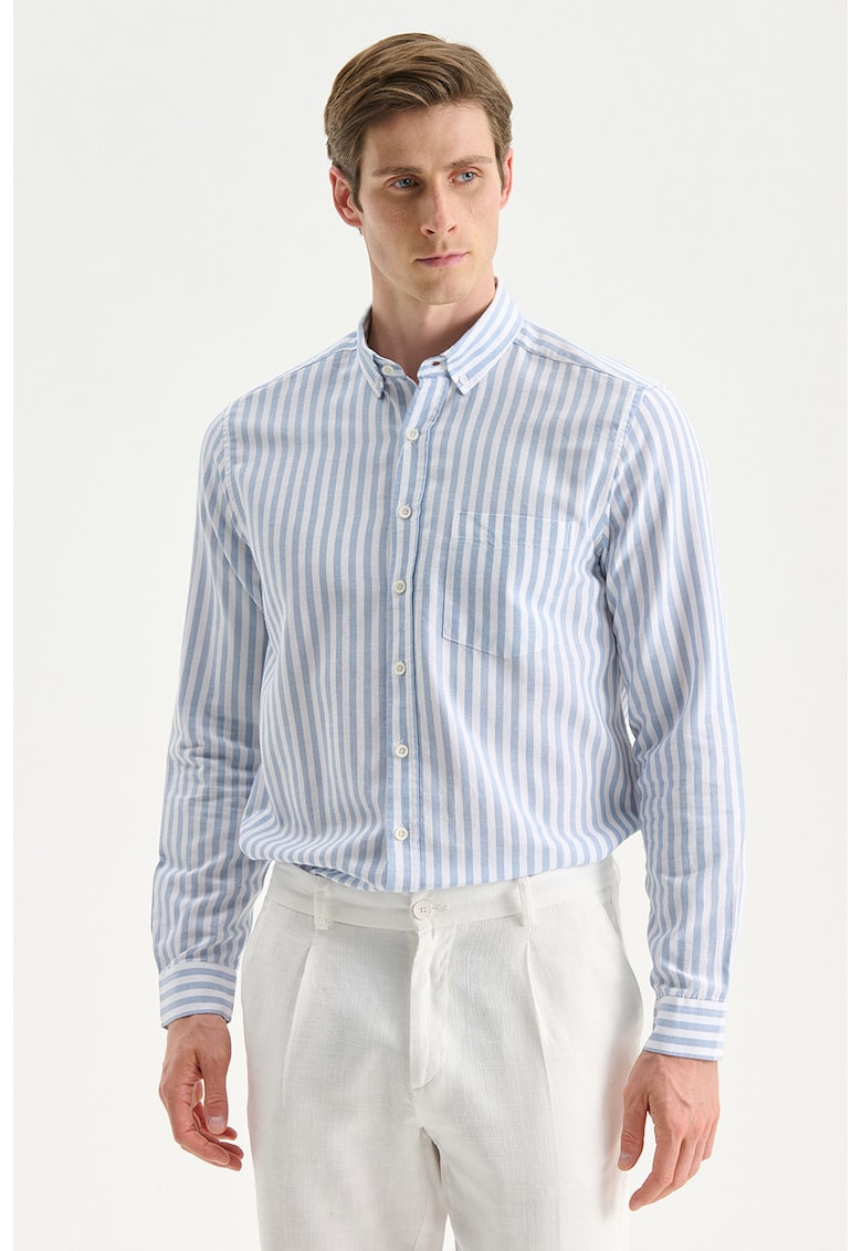 Camasa regular fit cu model in dungi