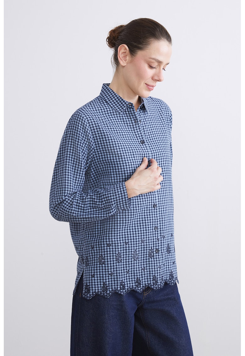 Camasa lejera cu model in carouri si broderie la terminatie - Albastru -