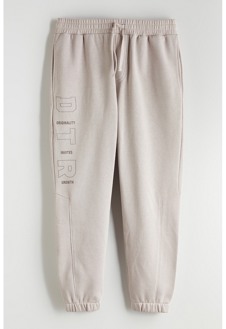 Pantaloni de trening cu snur si imprimeu
