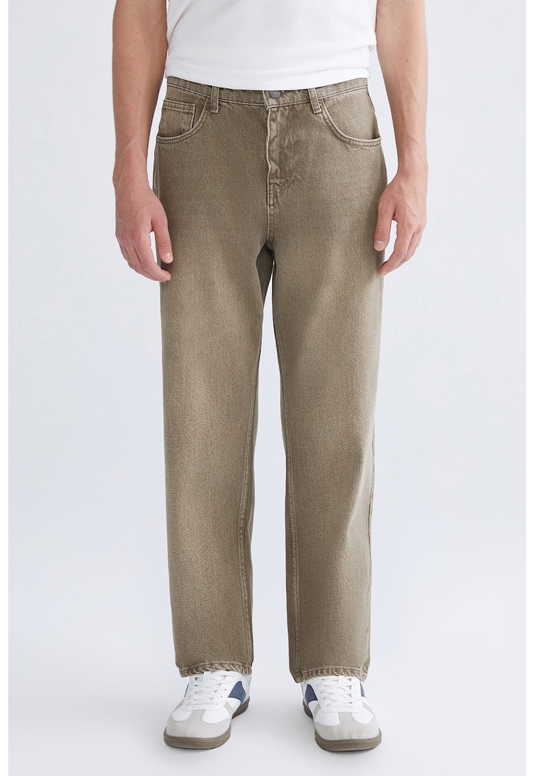 Blugi regular fit cu buzunare