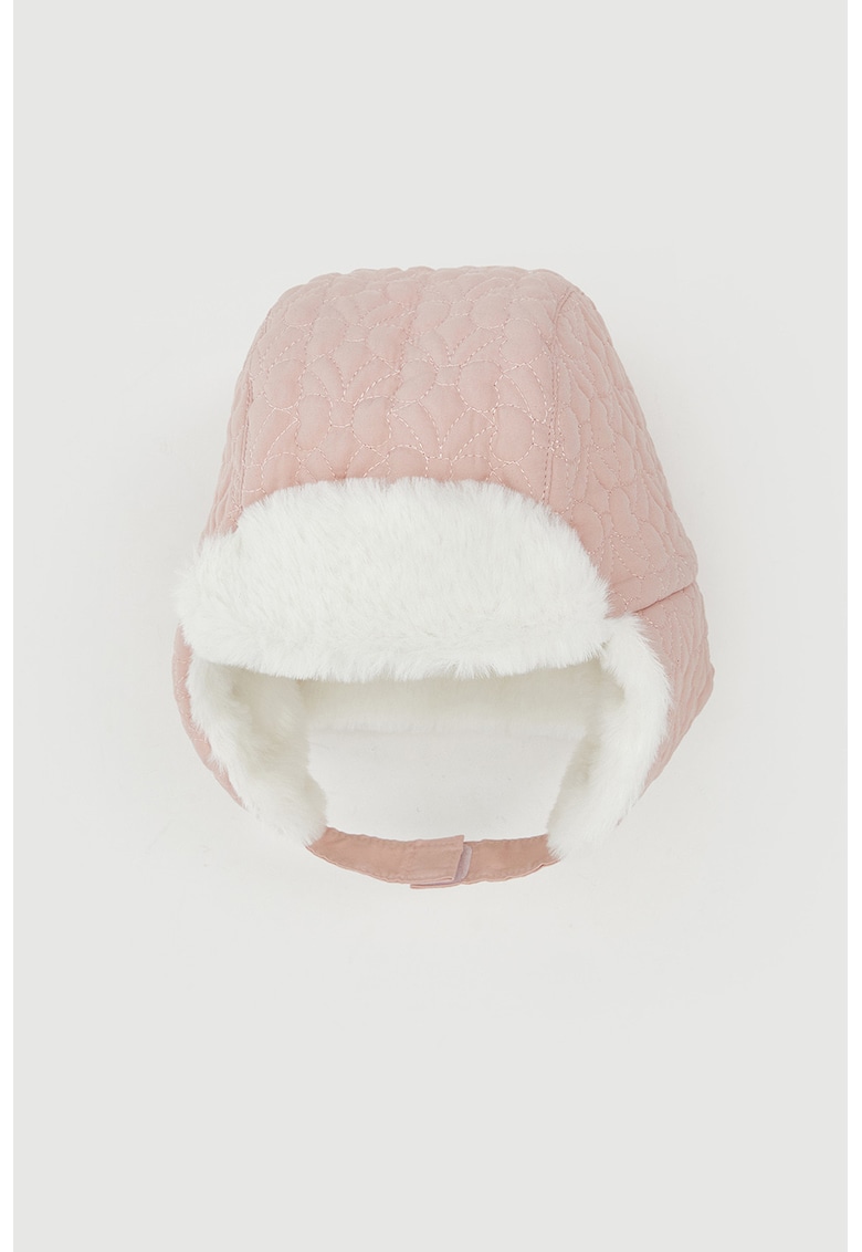 Caciula de iarna cu captuseala din blana sintetica si model