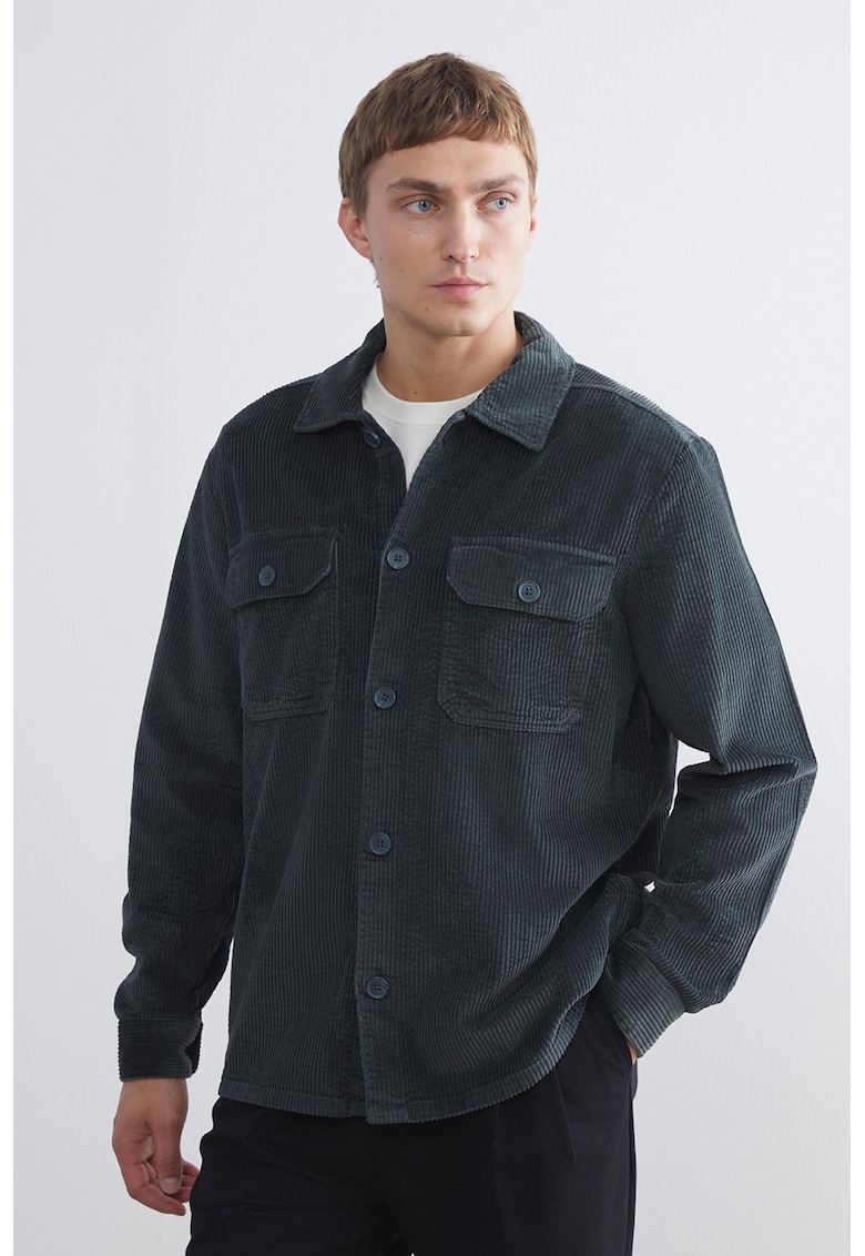 Jacheta striata cu buzunare cu clapa si nasturi