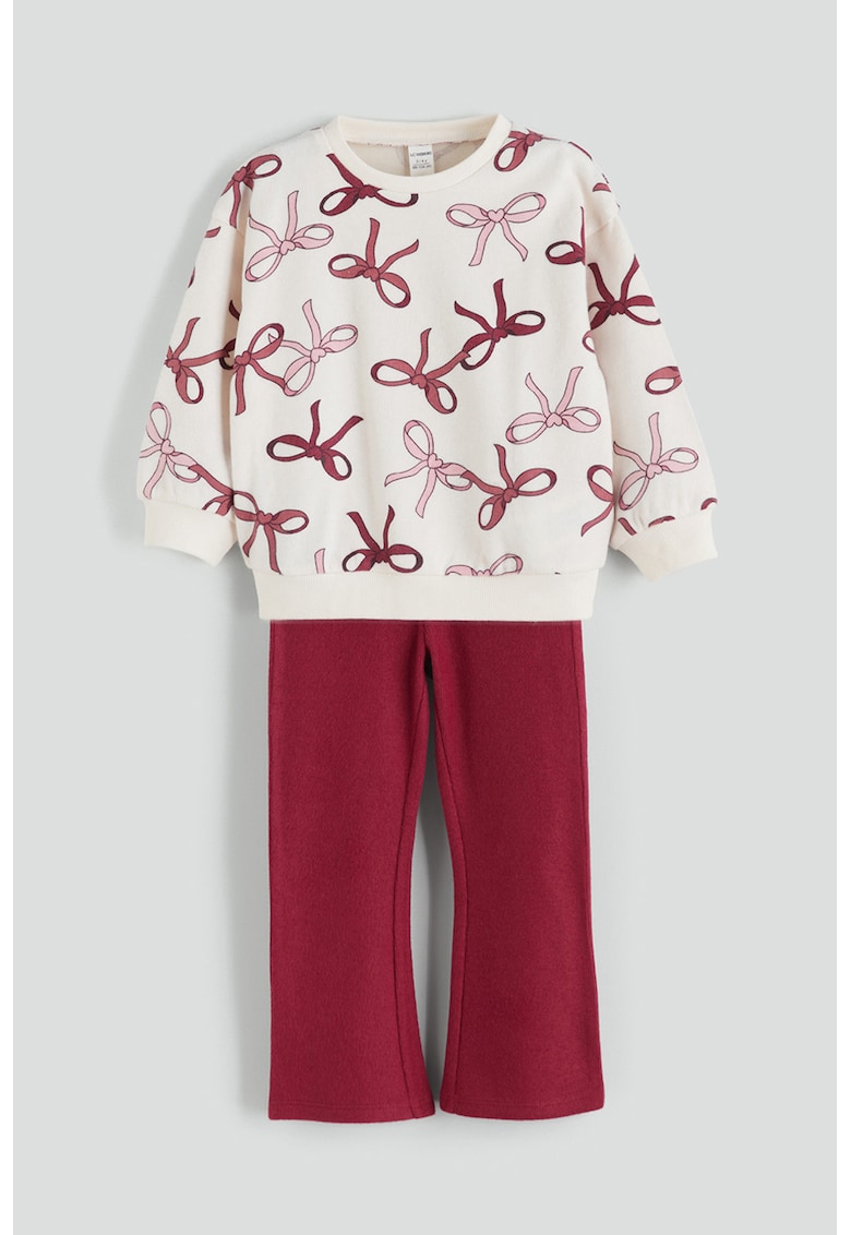 Set de bluza cu decolteu la baza gatului si pantaloni de trening cu imprimeu - Alb/Visiniu