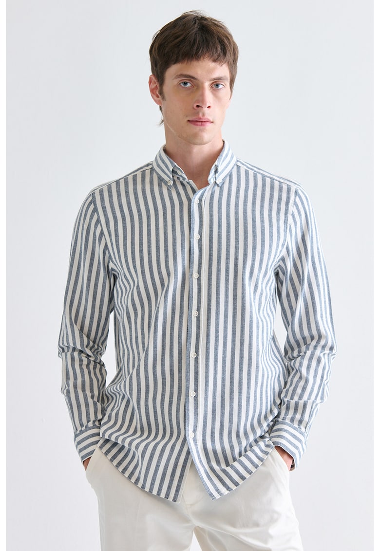 Camasa Oxford cu model in dungi