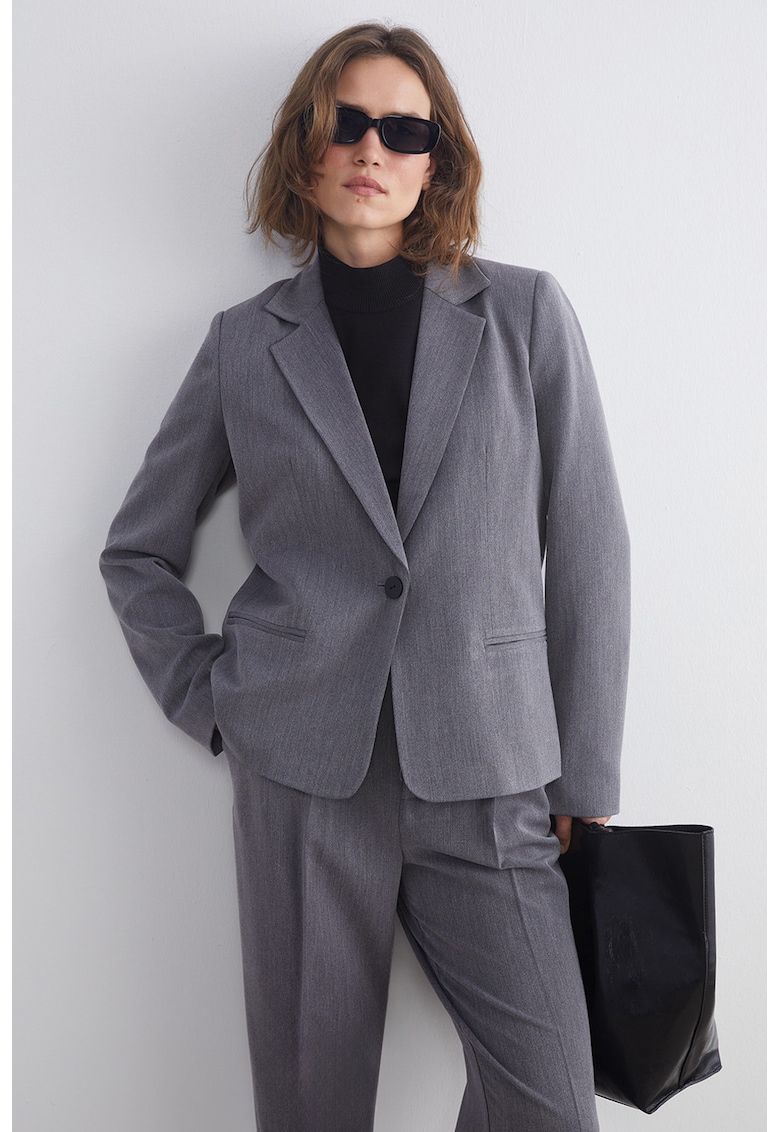 Sacou cu model uni si nasturi