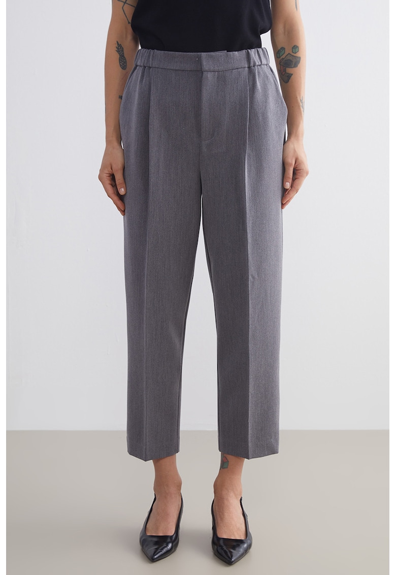 Pantaloni crop cu croiala dreapta si detalii cu pensa