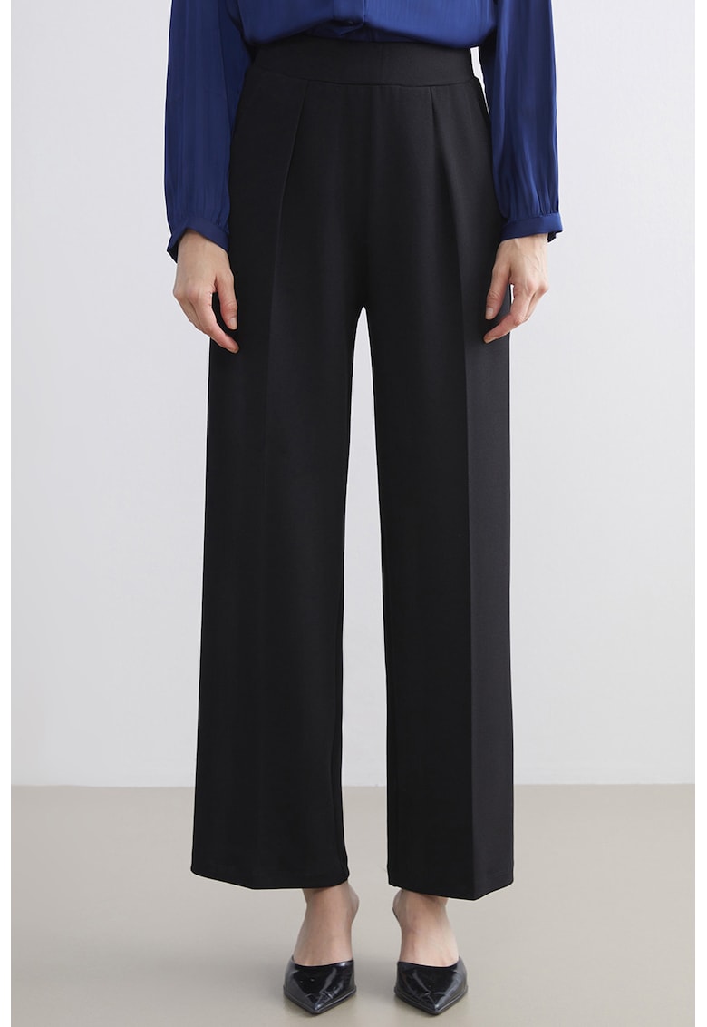 Pantaloni relaxed fit cu pliuri