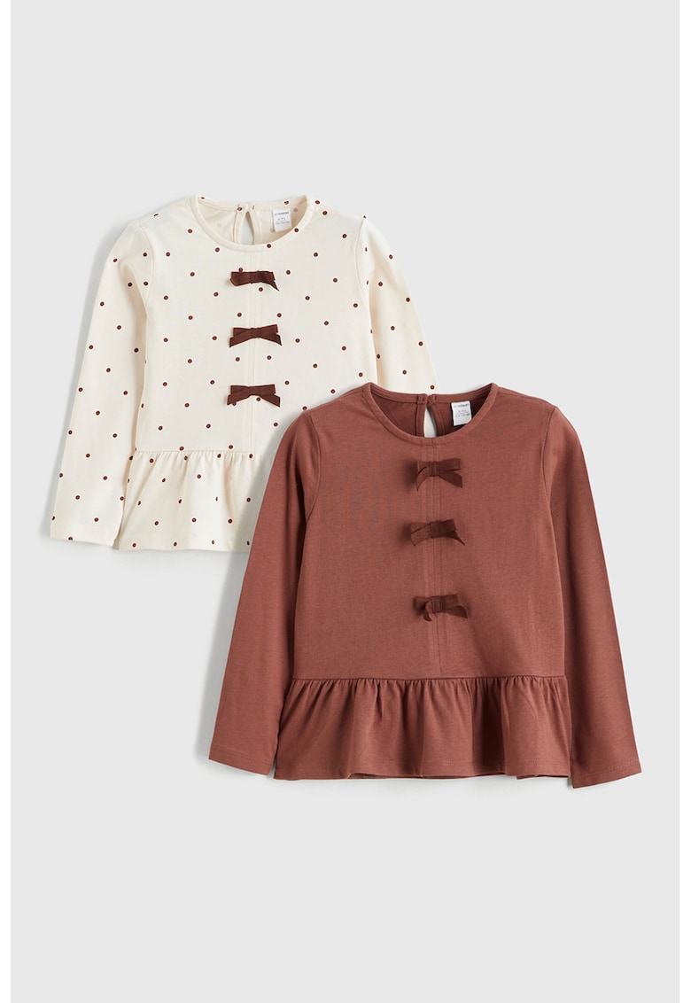 Set de bluze cu aplicatii cu funda si terminatie cu volane - 2 piese