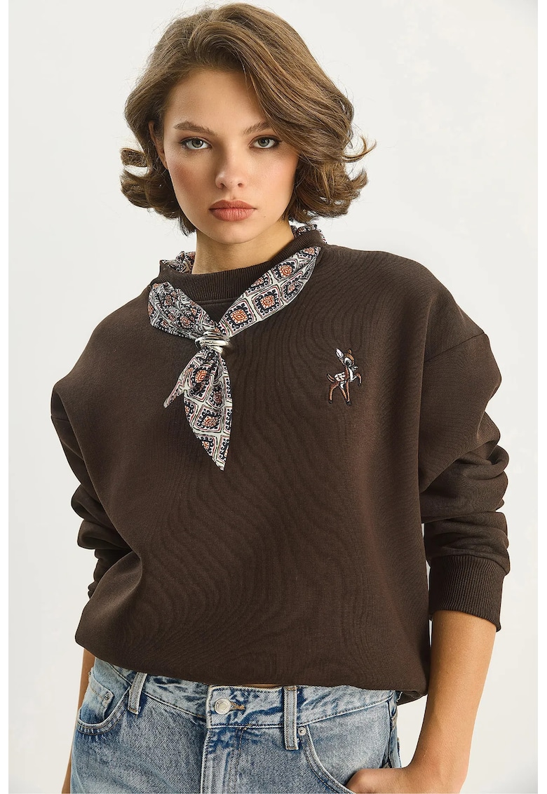 Hanorac dama cu guler rotund și broderie