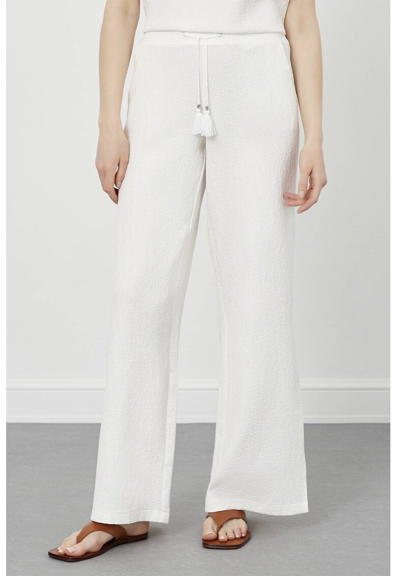 Pantaloni texturati cu croiala ampla