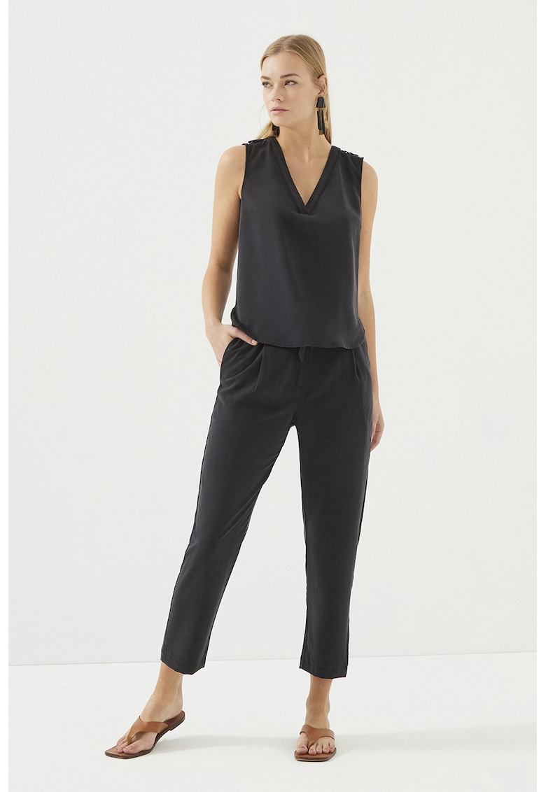 Pantaloni crop cu buzunare laterale - Negru