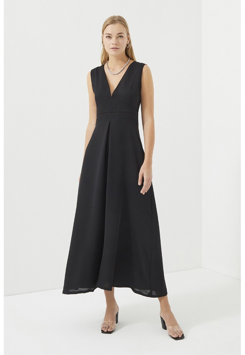 Rochie cu insertie crosetata