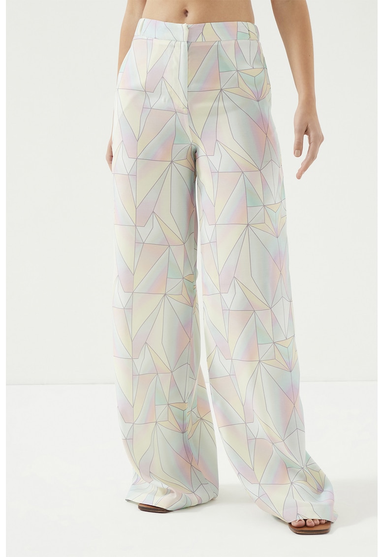 Pantaloni cu croiala ampla si talie medie - Multicolor