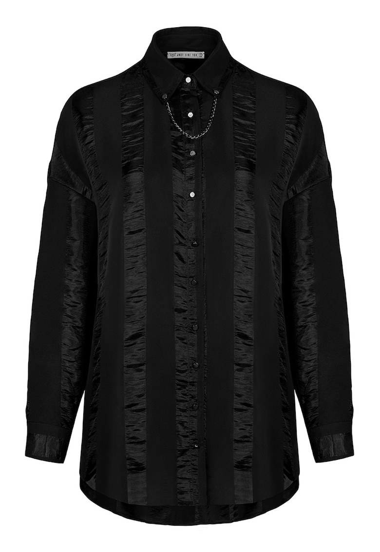 Camasa lejera cu aplicatie din lant