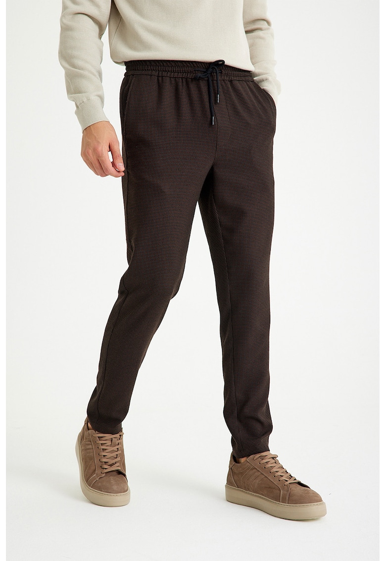 Pantaloni cu model houndstooth si snur in talie