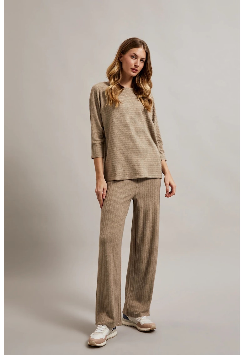 Pantaloni bej cu dare metalice - Bej