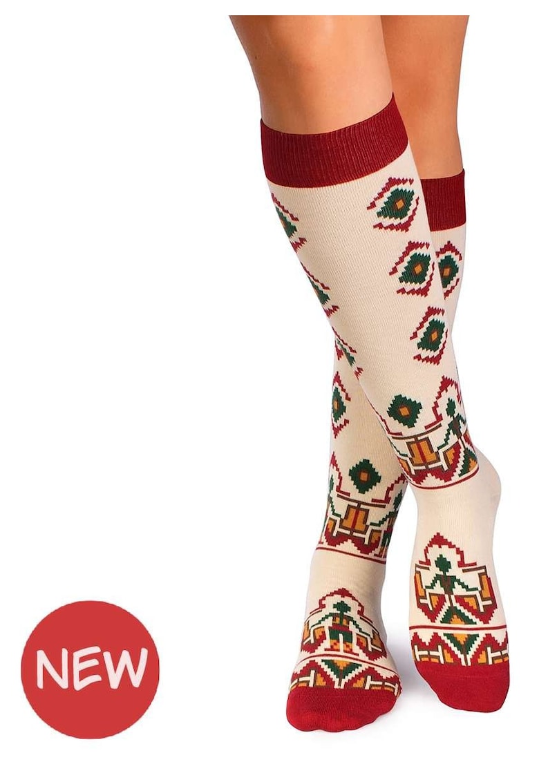 Sosete dama lungi 3/4 din bumbac cu motive traditionale romanesti Ecru