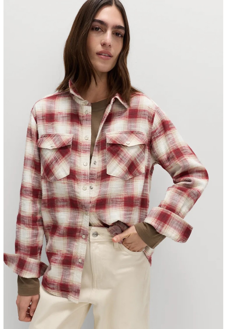 Camasa cu buzunare pe piept si model in carouri